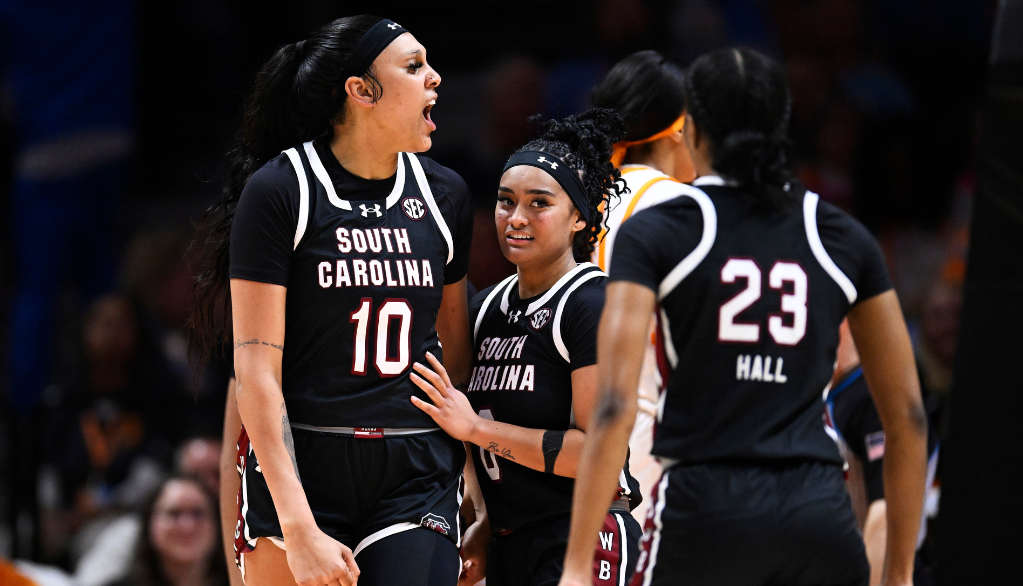 NCAAW: South Carolina emerges as clear no. 1, undefeated for a second consecutive season
