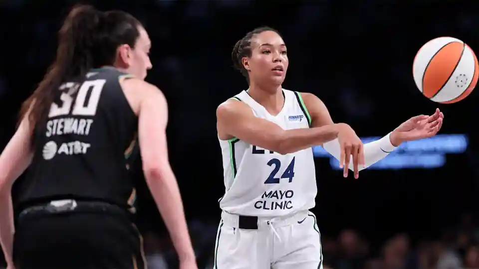 Napheesa Collier Breanna Stewart