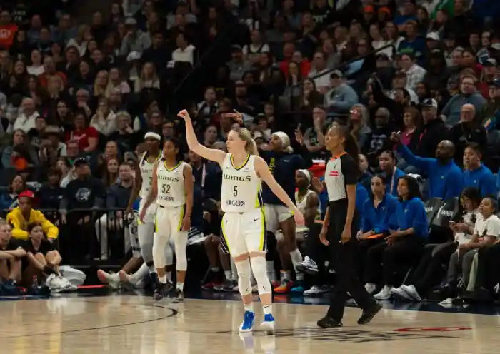 Paige Bueckers | Dallas Wings