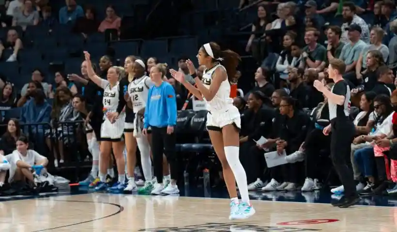 WNBA Chicago Sky Angel Reese 2025