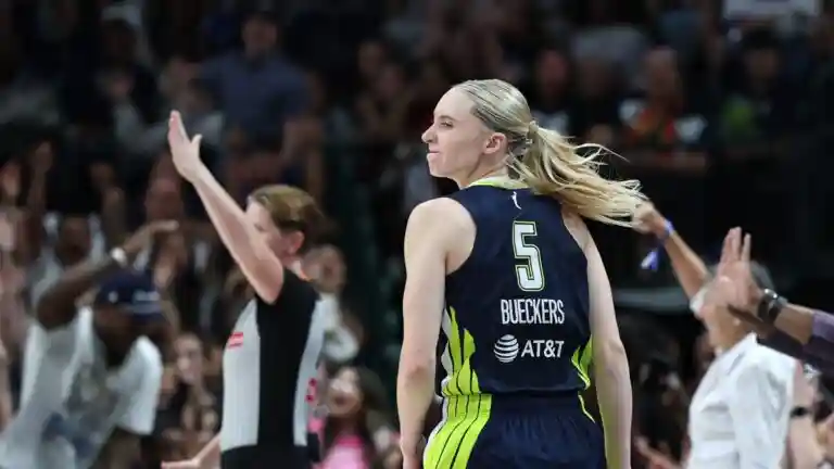 Paige Bueckers Dallas Wings vs Indiana Fever WNBA
