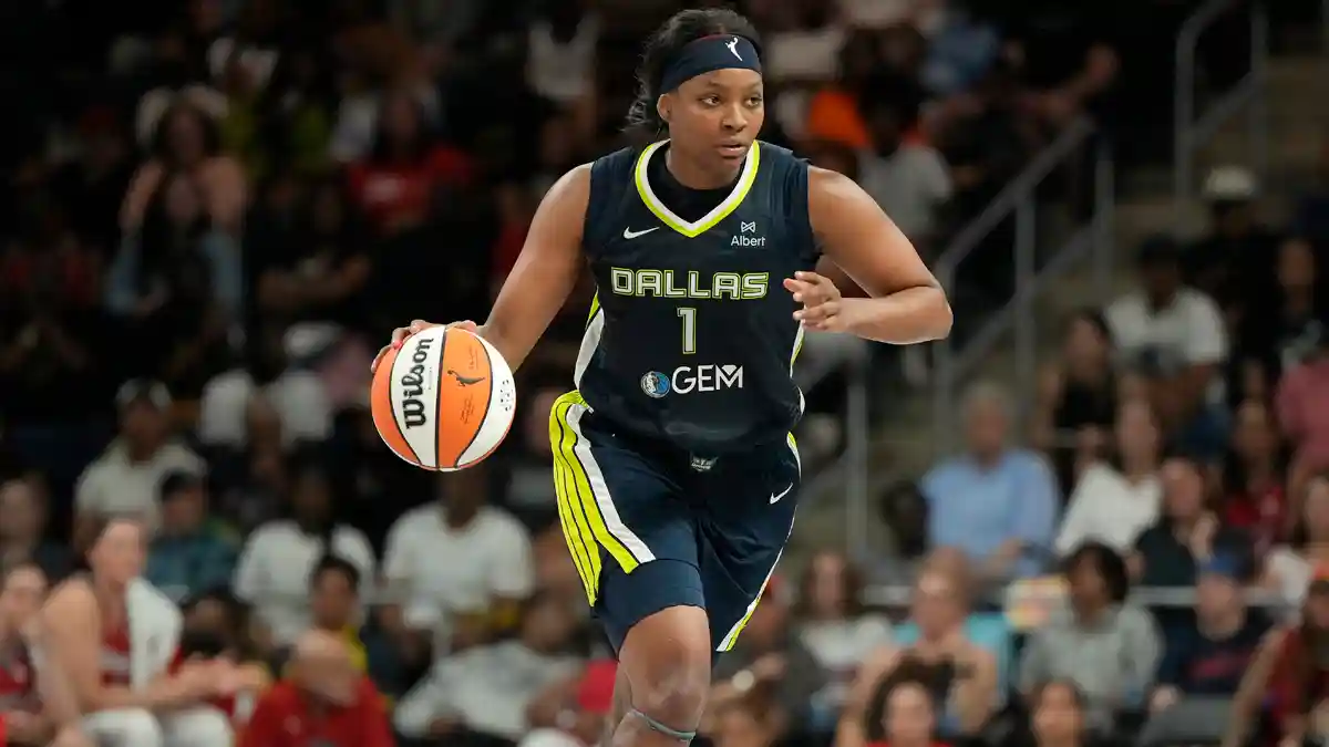 Aces Acquire NaLyssa Smith from Wings for 2027 1st Round Pick