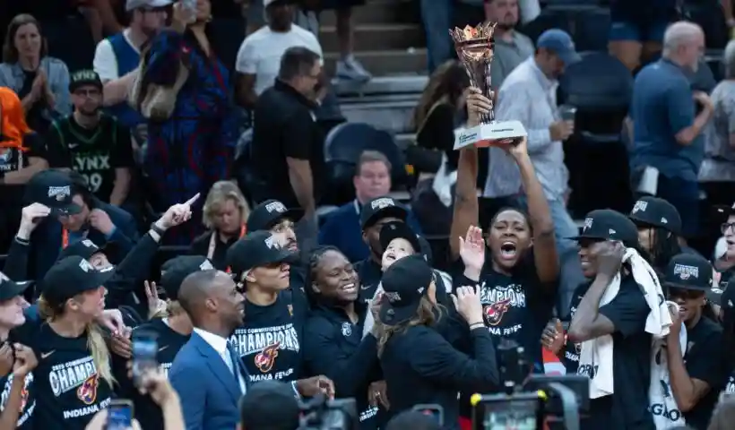 Indiana Fever 2025 Commissioners Cup Champions