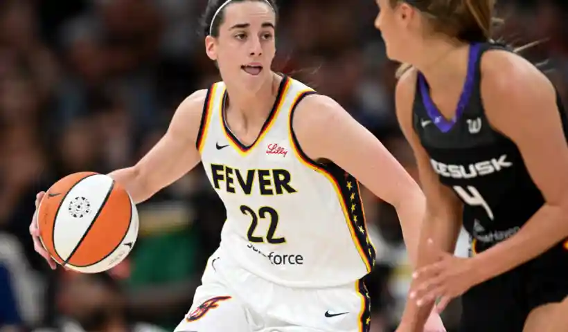 Indiana Fever v Connecticut Sun