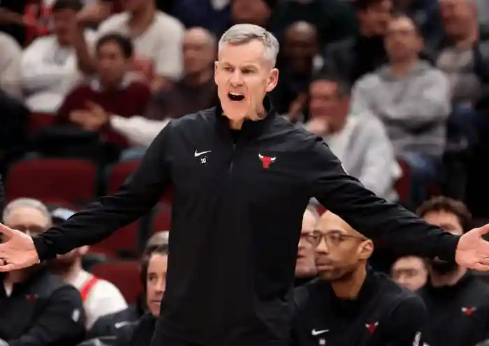 Chicago Bulls head coach Billy Donovan
