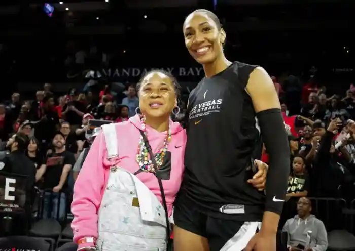 Dawn Staley A'ja Wilson