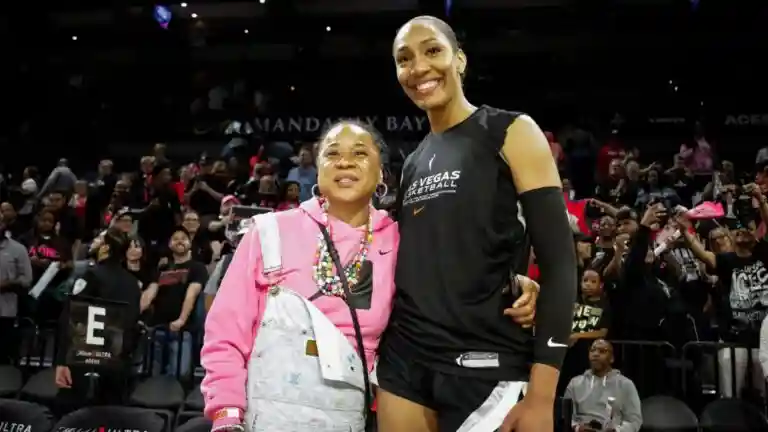 Dawn Staley A'ja Wilson