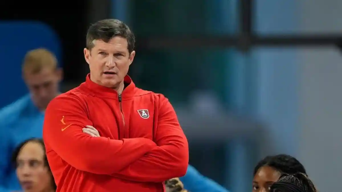 Atlanta Dream Head Coach Karl Smesko Breaks Long-Standing WNBA Record