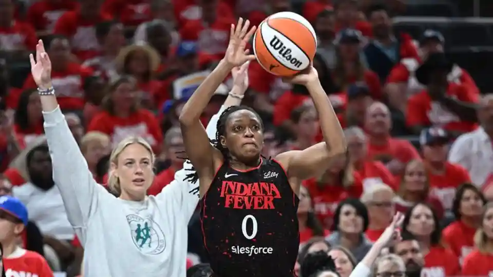 Kelsey Mitchell, Indiana Fever, WNBA