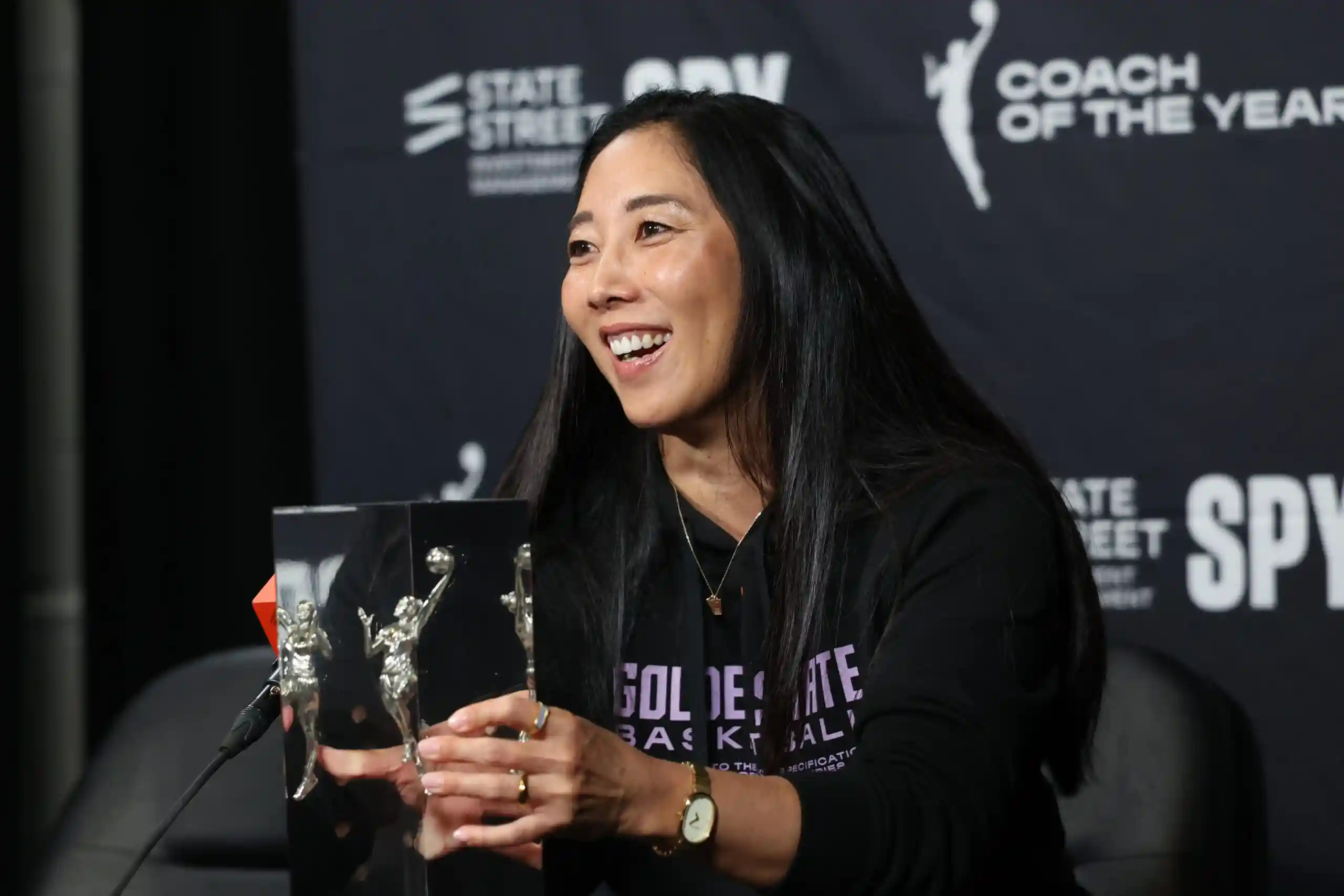 Natalia Nakase Coach of the Year Golden State Valkyries