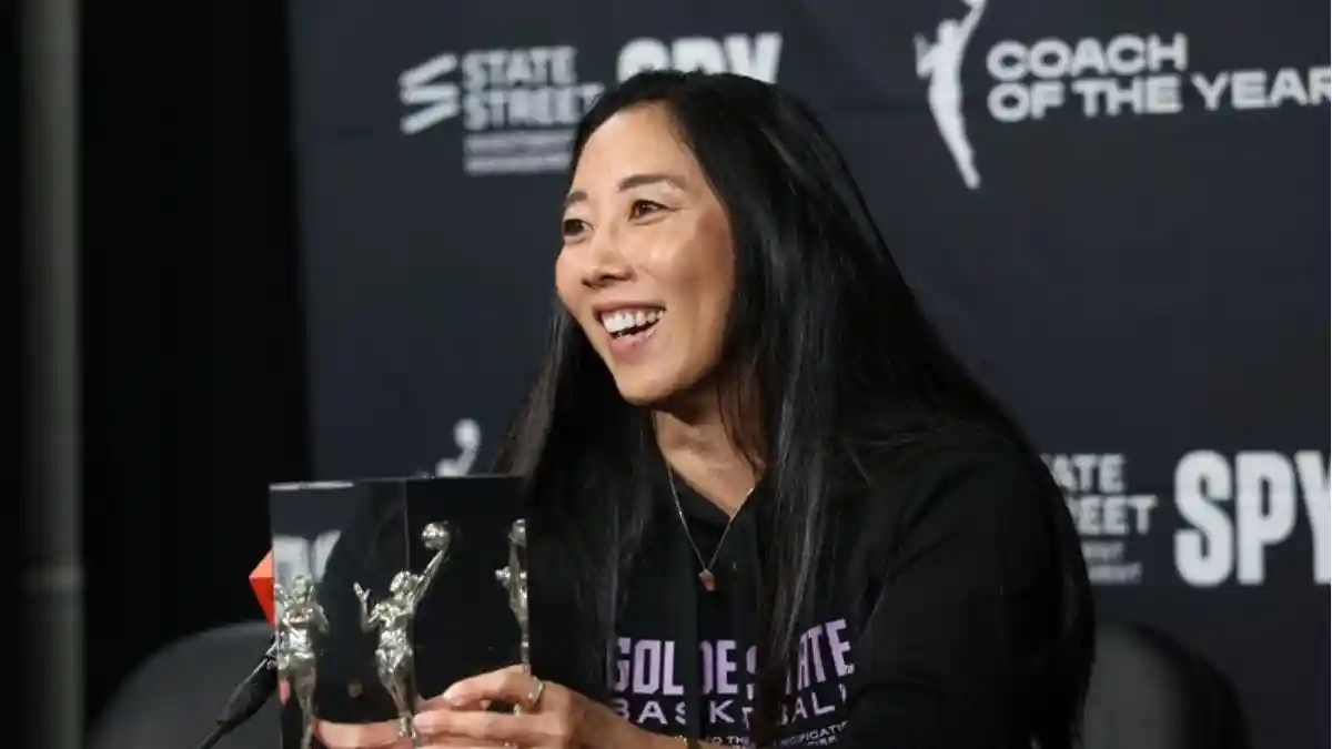 Golden State Valkyries’ Natalie Nakase Wins 2025 WNBA Coach of the Year