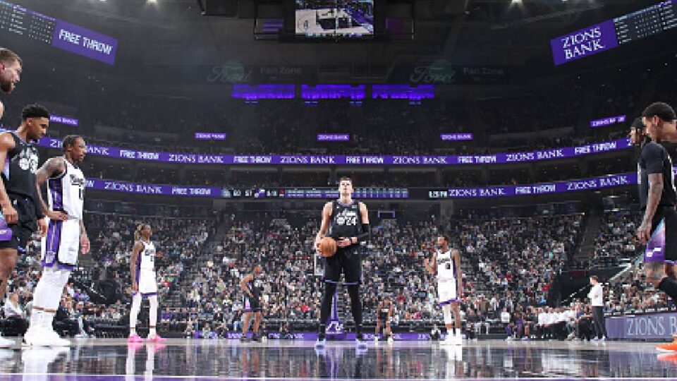 Utah Jazz’s Walker Kessler Out For Season After Shoulder Injury