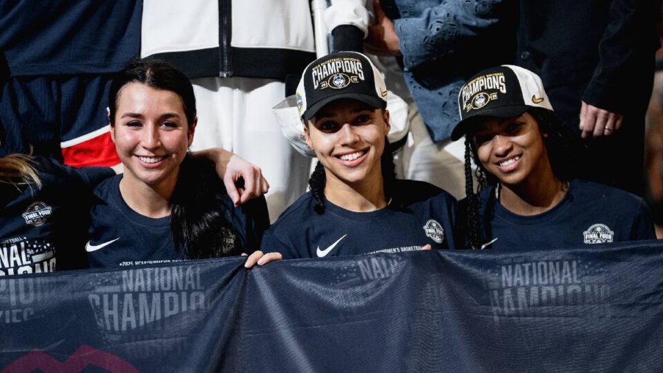 Past, Present, Future Reign as UConn Raises Another Banner, Retains No. 1