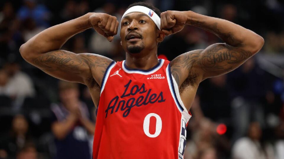 Los Angeles Clippers Lose Bradley Beal For Season Due to Hip Injury