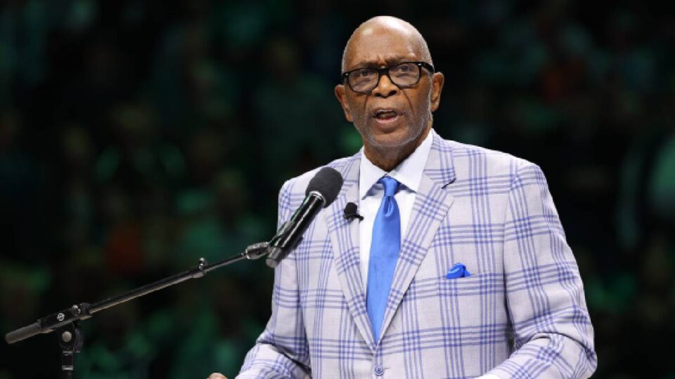 Mark Aguirre’s, Dallas Mavericks jersey retirement
