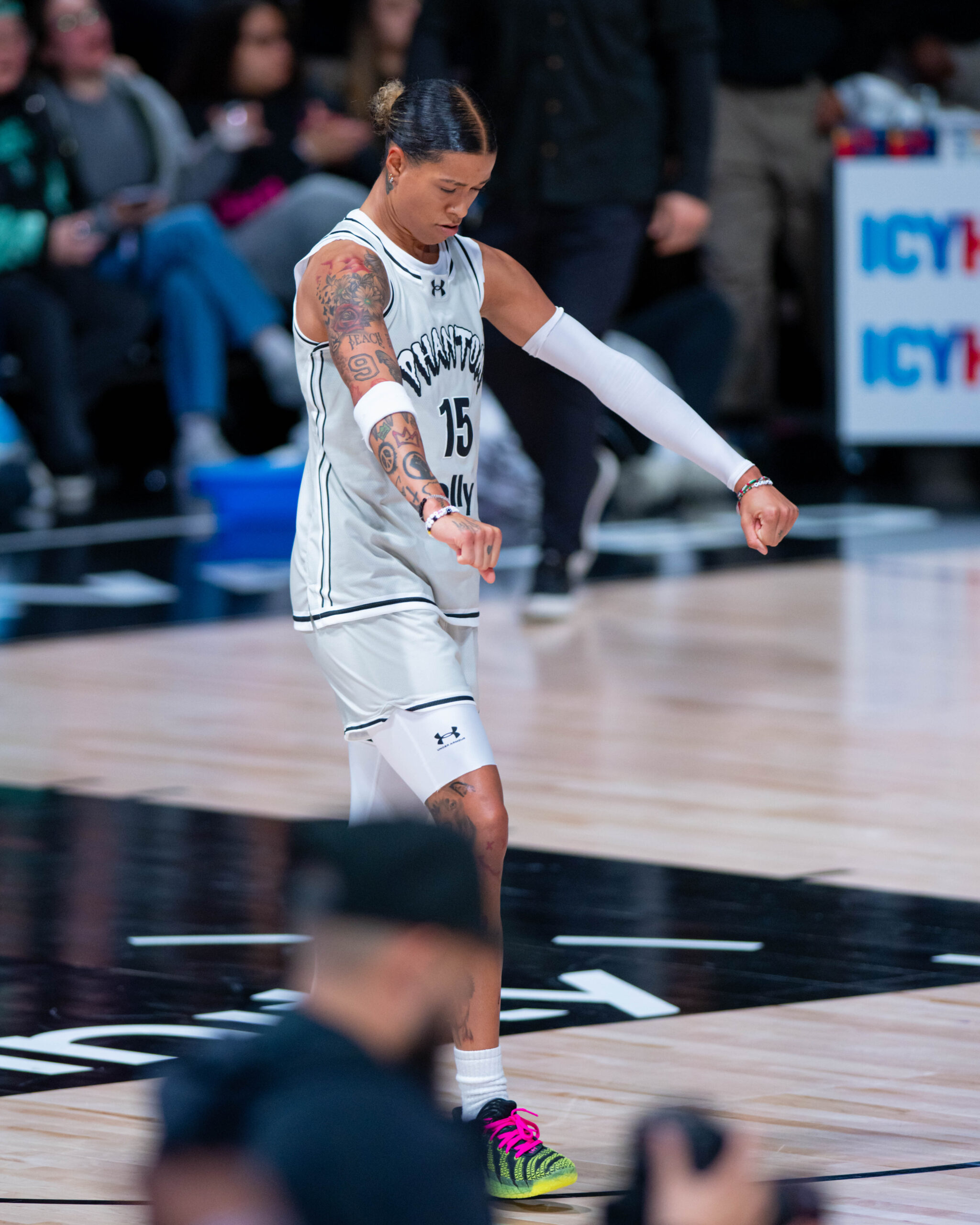 Unrivaled Phantom BC Natasha Cloud