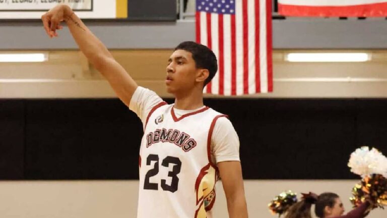 Prep Hoops Battle at the Lakes; Khaliq Austin