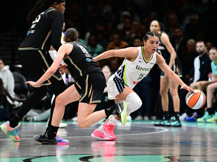 Azzi Fudd Dallas Wings