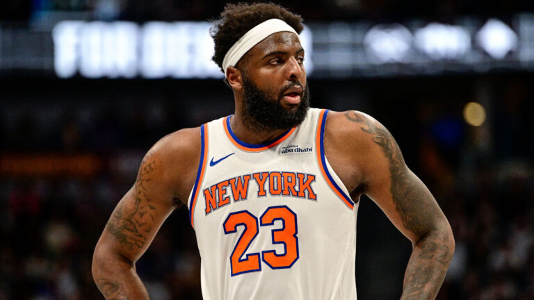Mitchell Robinson Knicks 1200