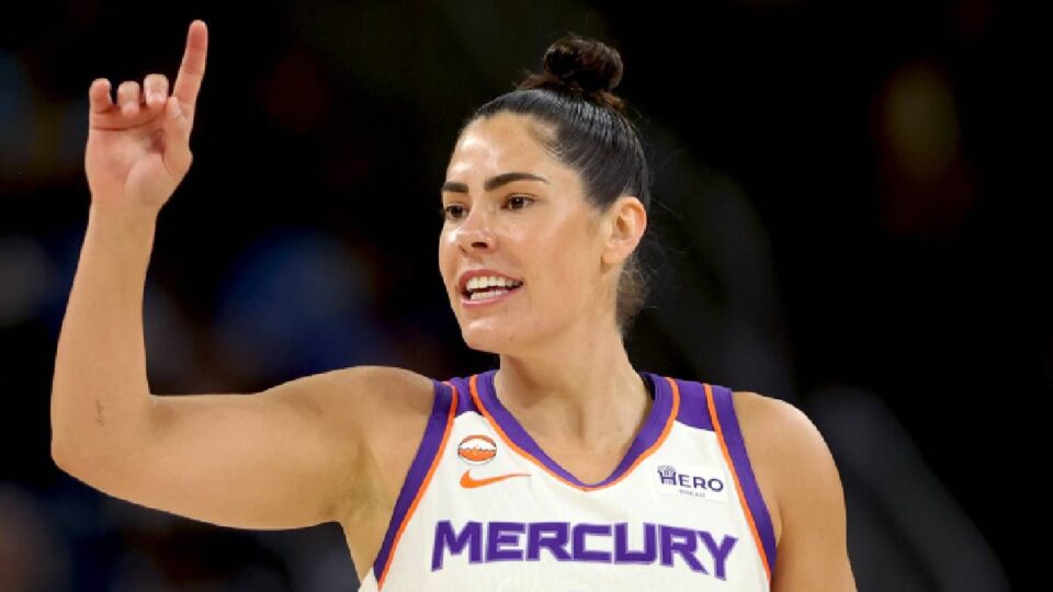 Kelsey Plum, WNBA, Phoenix Mercury.
