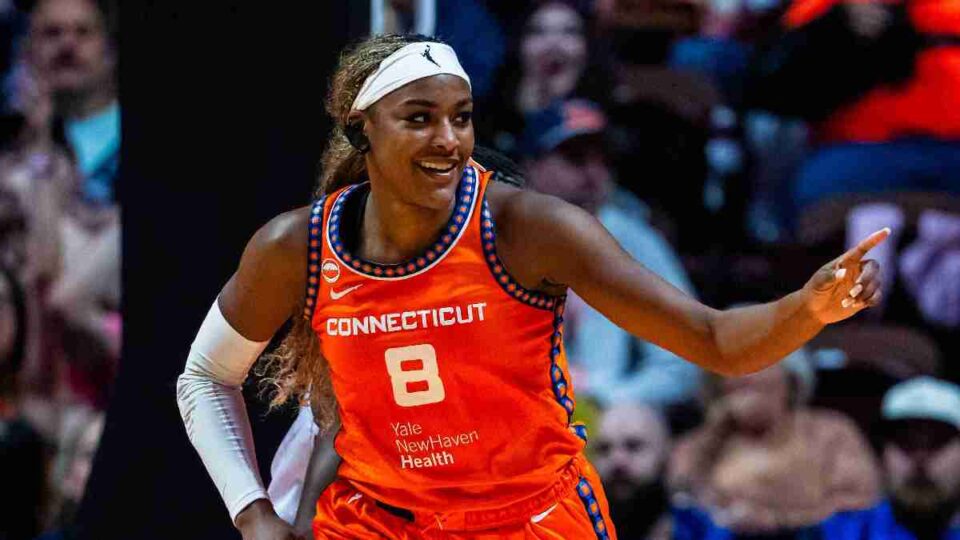 Aaliyah Edwards Connecticut Sun WNBA