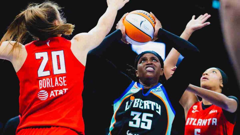 Jonquel Jones Angel Reese New York Liberty Atlanta Dream WNBA